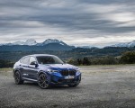 2022 BMW X4 M Competition (Color: Marina Bay Blue Metallic) Front Three-Quarter Wallpapers 150x120