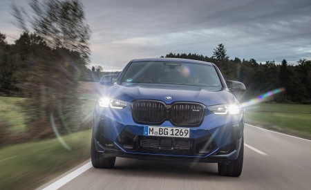 2022 BMW X4 M Competition (Color: Marina Bay Blue Metallic) Front Wallpapers 450x275 (136)