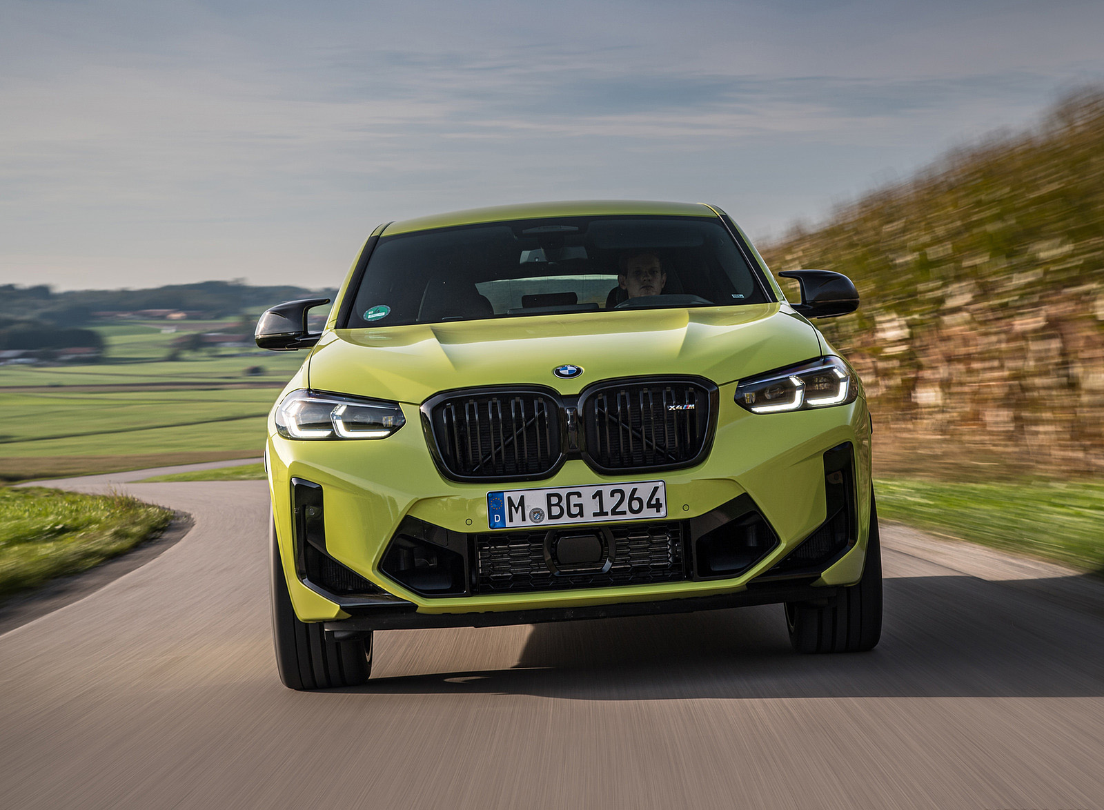 2022 BMW X4 M (Color: Sao Paulo Yellow) Front Wallpapers  (15)