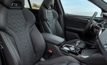 2022 BMW X4 M Competition Interior Front Seats Wallpapers 450x275 (46)