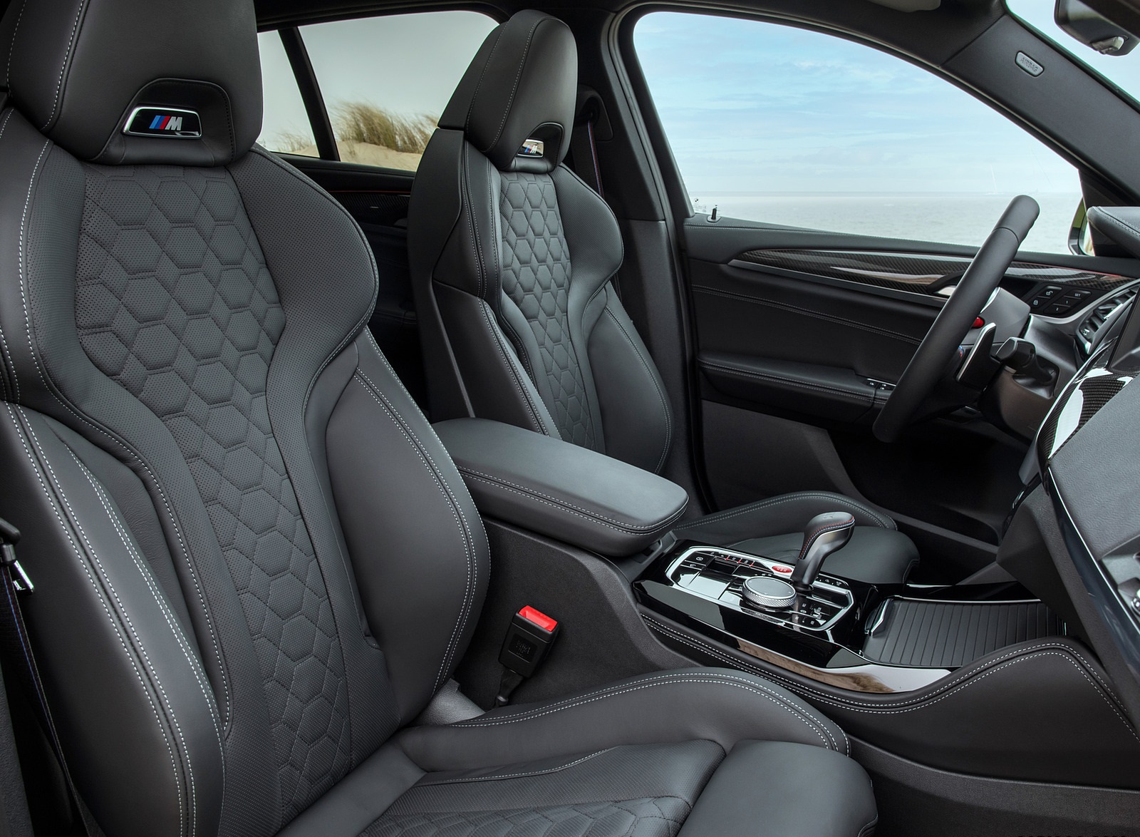 2022 BMW X4 M Competition Interior Front Seats Wallpapers #46 of 194