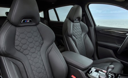 2022 BMW X4 M Competition Interior Front Seats Wallpapers 450x275 (47)