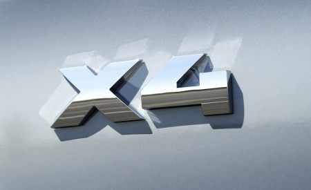 2022 BMW X4 M40i Badge Wallpapers 450x275 (22)