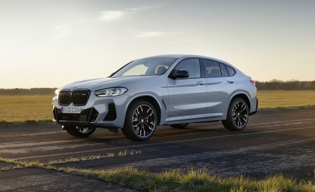 2022 BMW X4 M40i Front Three-Quarter Wallpapers 450x275 (19)