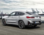 2022 BMW X4 M40i Rear Three-Quarter Wallpapers 150x120 (16)