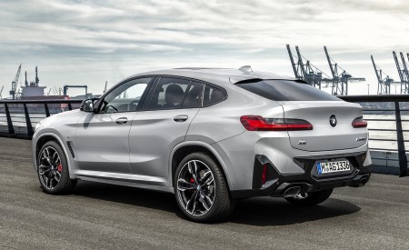 2022 BMW X4 M40i Rear Three-Quarter Wallpapers 450x275 (16)