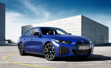 2022 BMW i4 M50 Front Three-Quarter Wallpapers 450x275 (5)