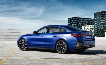 2022 BMW i4 M50 Rear Three-Quarter Wallpapers 450x275 (7)