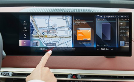 2022 BMW iX xDrive40 Central Console Wallpapers  450x275 (72)