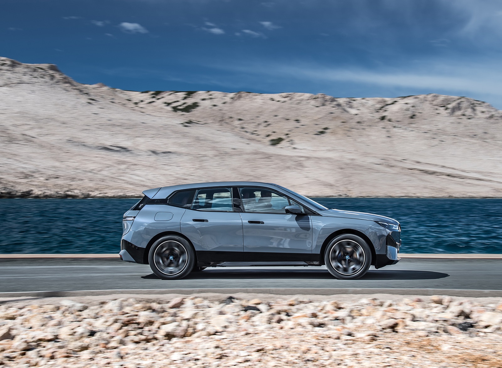 2022 BMW iX xDrive50 Side Wallpapers  #23 of 79