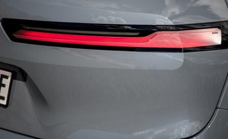2022 BMW iX xDrive50 Tail Light Wallpapers 450x275 (54)