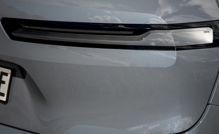 2022 BMW iX xDrive50 Tail Light Wallpapers 450x275 (53)
