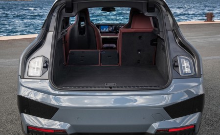 2022 BMW iX xDrive50 Trunk Wallpapers  450x275 (76)