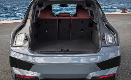 2022 BMW iX xDrive50 Trunk Wallpapers  450x275 (79)