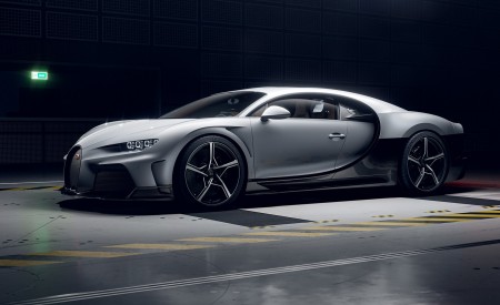 2022 Bugatti Chiron Super Sport Front Three-Quarter Wallpapers 450x275 (40)