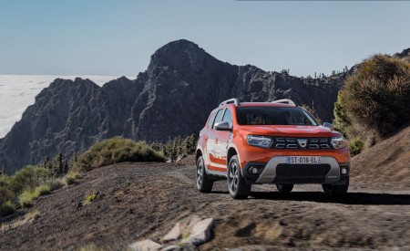 2022 Dacia Duster Front Wallpapers 450x275 (6)