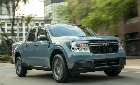 2022 Ford Maverick Hybrid XLT Front Three-Quarter Wallpapers 450x275 (2)