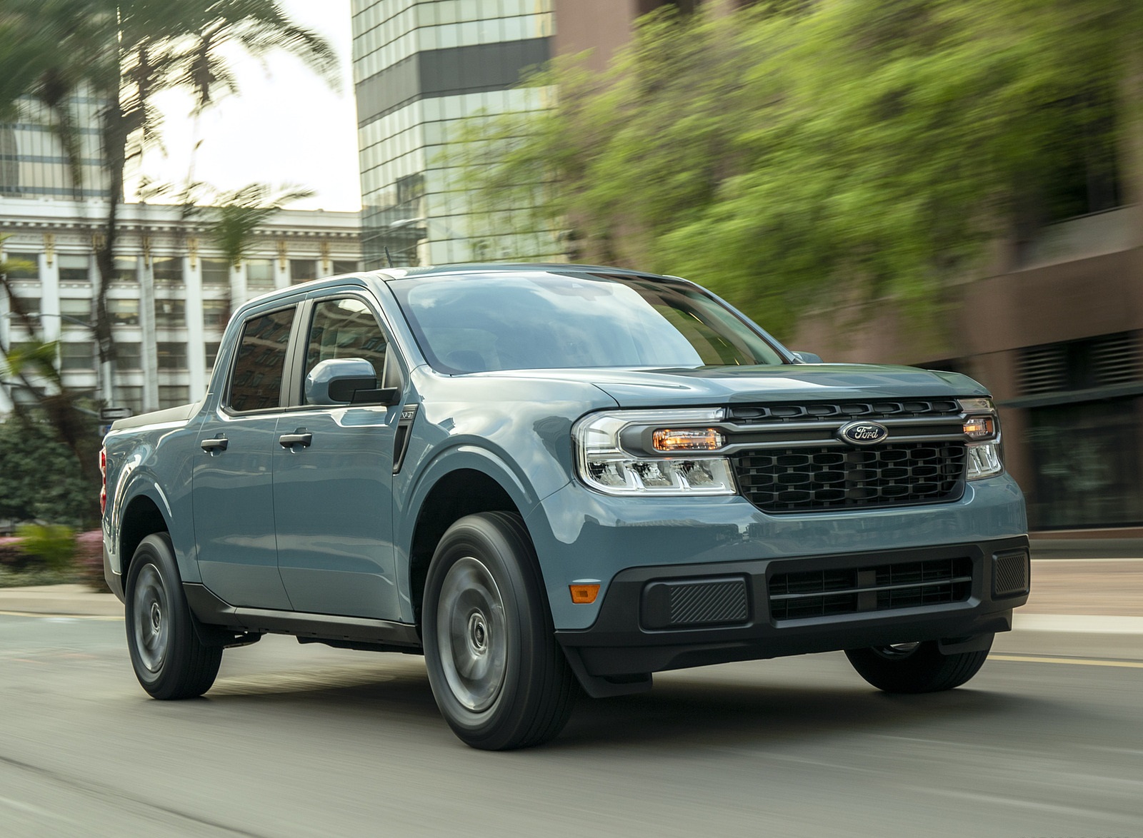 2022 Ford Maverick Hybrid XLT Front Three-Quarter Wallpapers (2)
