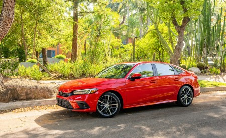 2022 Honda Civic Sedan Touring Front Three-Quarter Wallpapers 450x275 (11)