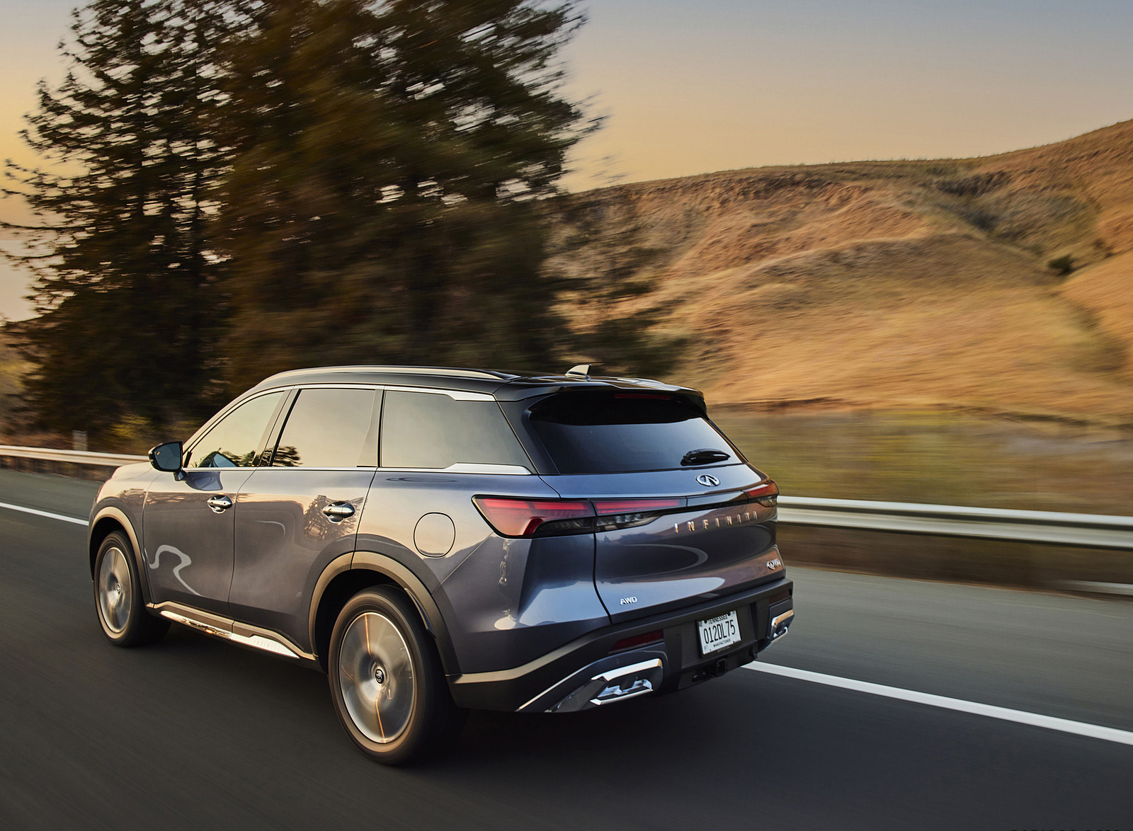 2022 Infiniti QX60 Rear Three-Quarter Wallpapers (3)