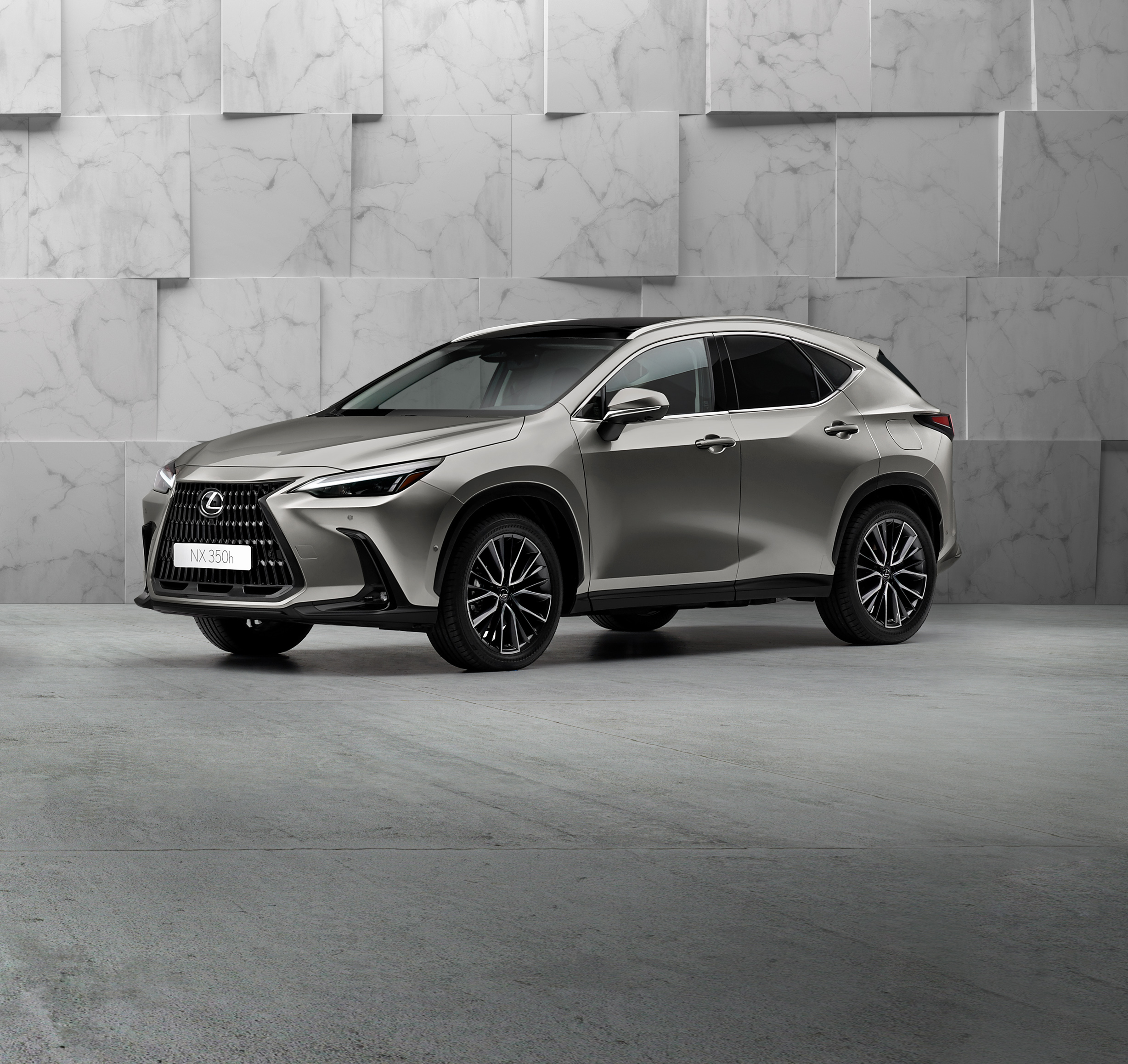 2022 Lexus NX 350h AWD Hybrid Front Three-Quarter Wallpapers (5)