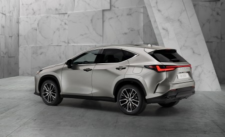 2022 Lexus NX 350h AWD Hybrid Rear Three-Quarter Wallpapers 450x275 (7)