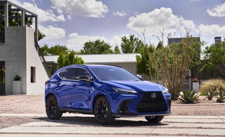 2022 Lexus NX 450h+ AWD F Sport Plug-In Hybrid Front Three-Quarter Wallpapers 450x275 (2)