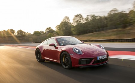 2022 Porsche 911 Carrera GTS (Color: Carmine Red) Front Three-Quarter Wallpapers 450x275 (52)