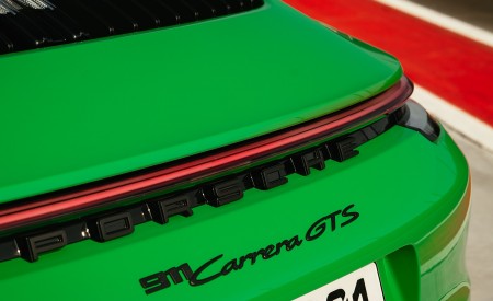 2022 Porsche 911 Carrera GTS (Color: Python Green) Detail Wallpapers 450x275 (125)