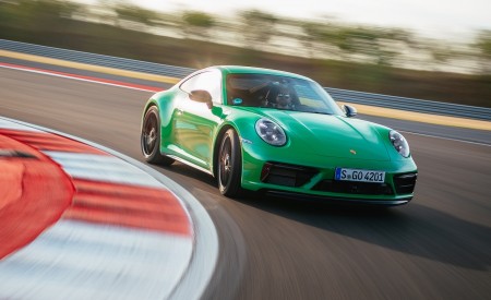 2022 Porsche 911 Carrera GTS (Color: Python Green) Front Three-Quarter Wallpapers 450x275 (60)