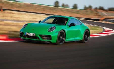 2022 Porsche 911 Carrera GTS (Color: Python Green) Front Three-Quarter Wallpapers 450x275 (61)