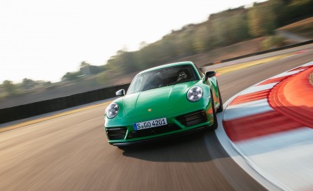 2022 Porsche 911 Carrera GTS (Color: Python Green) Front Wallpapers 450x275 (71)