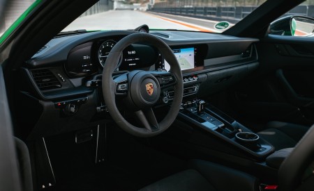 2022 Porsche 911 Carrera GTS (Color: Python Green) Interior Wallpapers 450x275 (132)