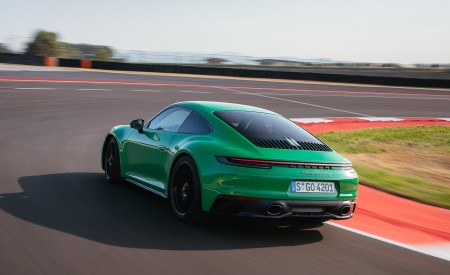 2022 Porsche 911 Carrera GTS (Color: Python Green) Rear Three-Quarter Wallpapers 450x275 (89)