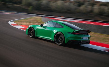 2022 Porsche 911 Carrera GTS (Color: Python Green) Rear Three-Quarter Wallpapers 450x275 (96)