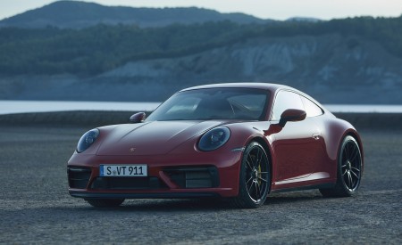2022 Porsche 911 Carrera GTS Front Three-Quarter Wallpapers 450x275 (144)