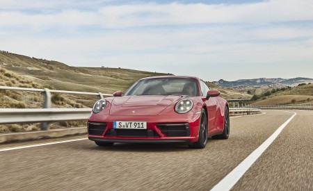 2022 Porsche 911 Carrera GTS Front Wallpapers 450x275 (136)