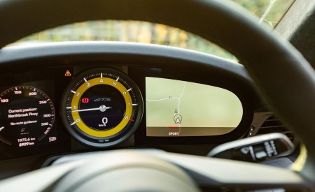 2022 Porsche 911 Carrera GTS Instrument Cluster Wallpapers 450x275 (44)