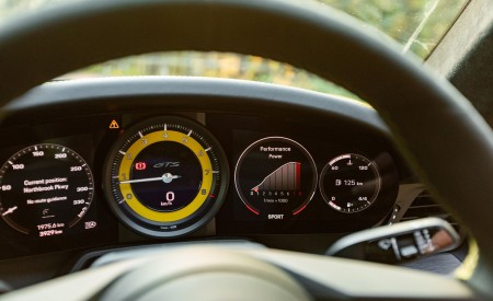 2022 Porsche 911 Carrera GTS Instrument Cluster Wallpapers 450x275 (48)