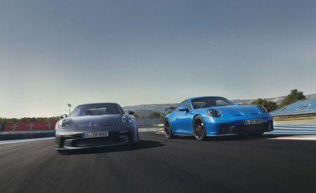 2022 Porsche 911 GT3 with Touring Package Front Wallpapers 450x275 (95)