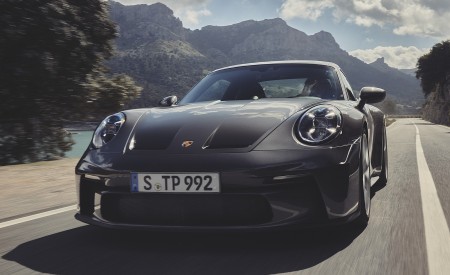 2022 Porsche 911 GT3 with Touring Package Front Wallpapers 450x275 (104)