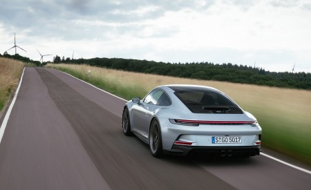 2022 Porsche 911 GT3 with Touring Package (PDK; Color: Dolomite Silver Metallic) Rear Three-Quarter Wallpapers 450x275 (11)