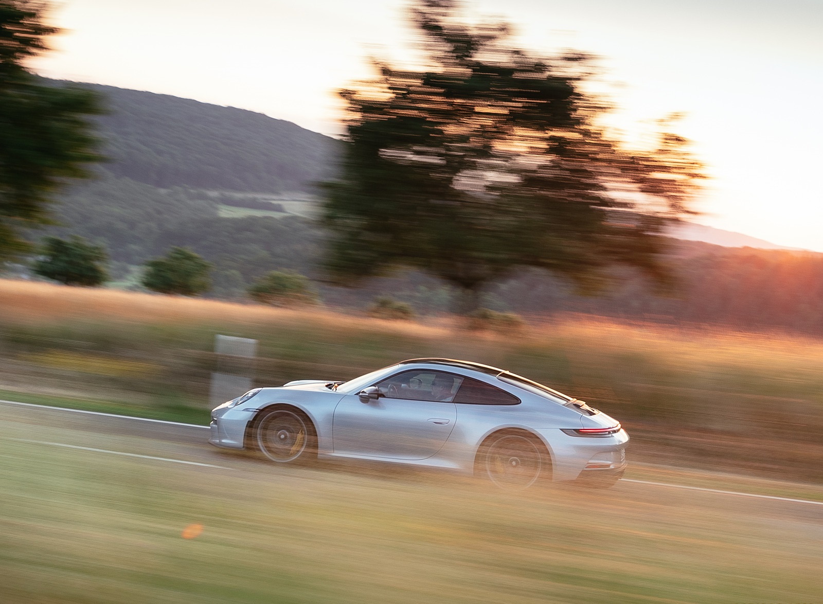 2022 Porsche 911 GT3 with Touring Package (PDK; Color: Dolomite Silver Metallic) Side Wallpapers #4 of 117