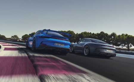 2022 Porsche 911 GT3 with Touring Package Rear Wallpapers 450x275 (96)