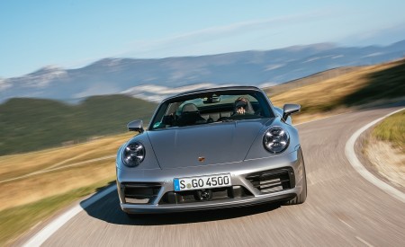 2022 Porsche 911 Targa 4 GTS (Color: GT Silver Metallic) Front Wallpapers  450x275 (7)