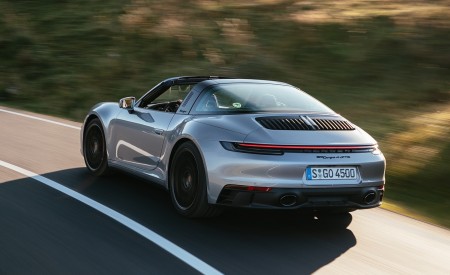 2022 Porsche 911 Targa 4 GTS (Color: GT Silver Metallic) Rear Three-Quarter Wallpapers 450x275 (9)