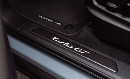 2022 Porsche Cayenne Turbo GT (Color: Arctic Grey) Door Sill Wallpapers 450x275 (160)