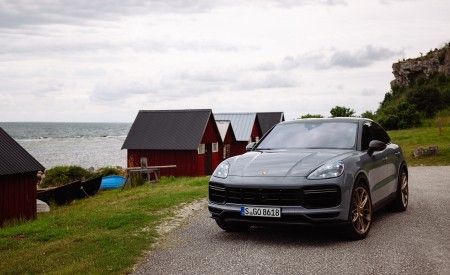2022 Porsche Cayenne Turbo GT (Color: Arctic Grey) Front Wallpapers  450x275 (140)
