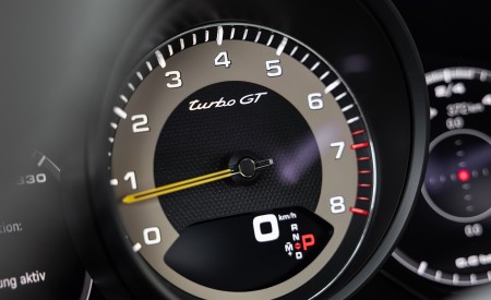 2022 Porsche Cayenne Turbo GT (Color: Porsche Racing Green Metallic) Instrument Cluster Wallpapers 450x275 (113)