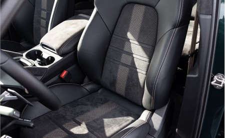 2022 Porsche Cayenne Turbo GT (Color: Porsche Racing Green Metallic) Interior Front Seats Wallpapers 450x275 (116)